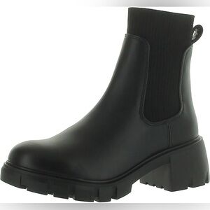 Madden Girl Chelsea‎ Boots Lug Sole Black Womens 8.5 Ankle Like New